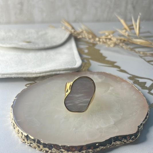 Natural Shell Ring